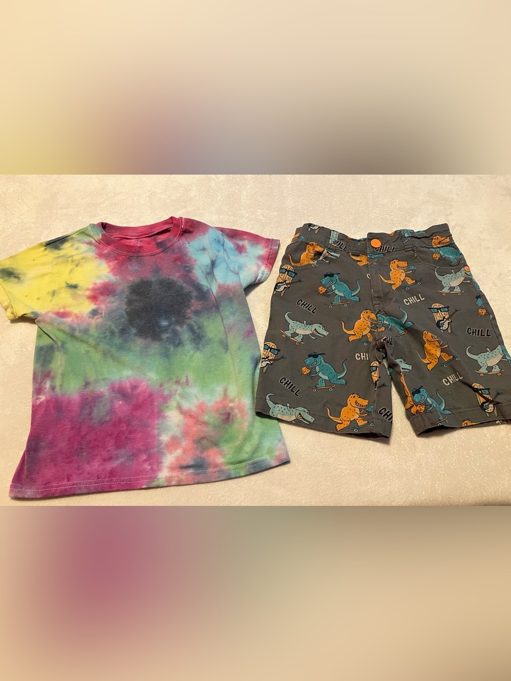 Kids Tie-Dye Tee and Dino Print Shorts Set - Multicolor